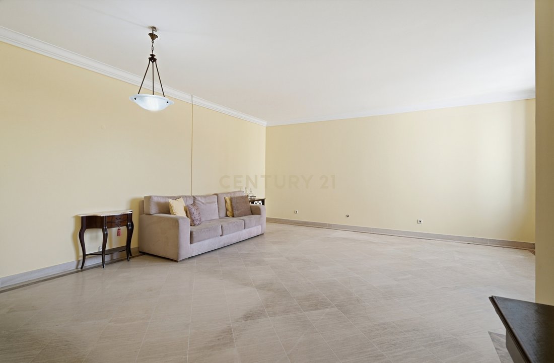 Apartment in Areeiro, Lisbon, Portugal 5 - 18999126