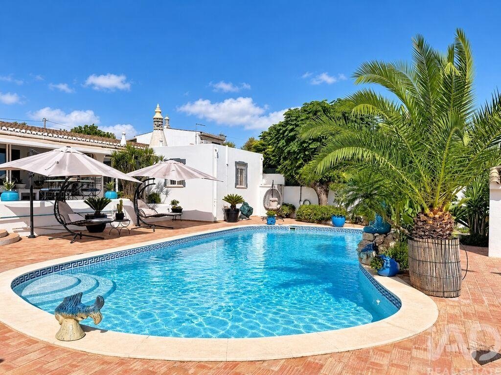 Townhouse in Boliqueime, Algarve, Portugal 1 - 18999588