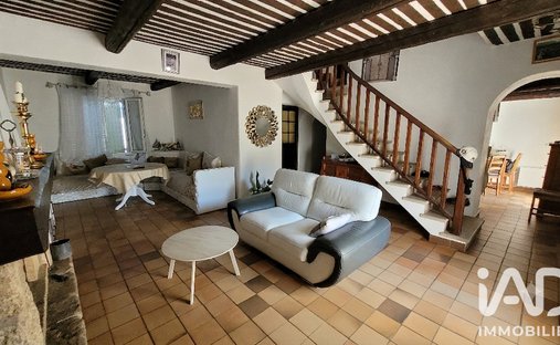 House in Robion, Provence-Alpes-Côte d'Azur, France 1