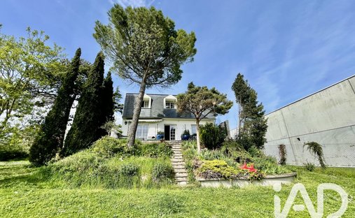 House in Plateau du Moulin, Conflans-Sainte-Honorine, France 1
