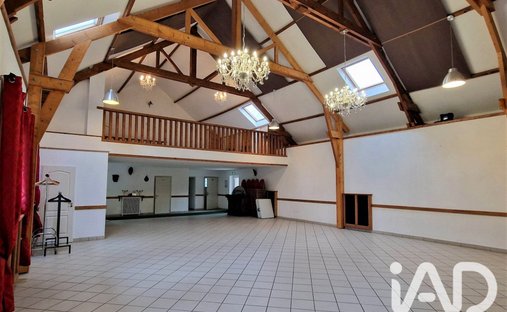 House in Bethemont-la-Foret, Ile-de-France, France 1