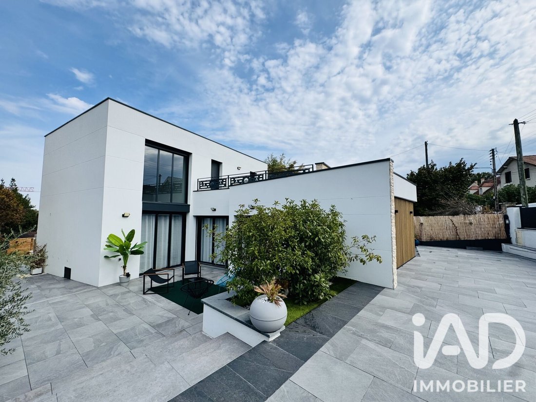 House in Villemoisson-sur-Orge, Ile-de-France, France 1 - 18999879