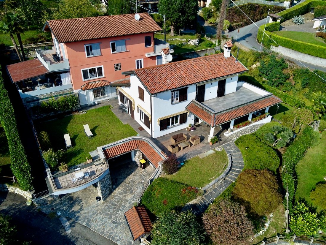 Villa in Verbania, Piedmont, Italy 2 - 18999652