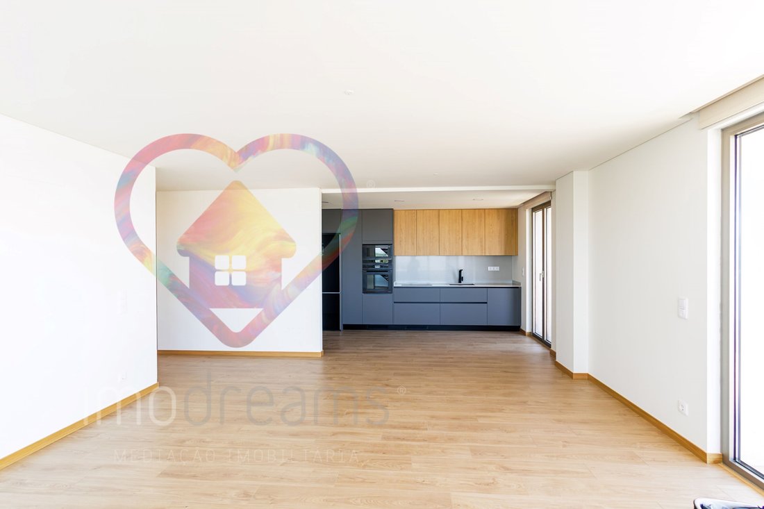 Apartment in Vialonga, Lisbon, Portugal 5 - 18999366