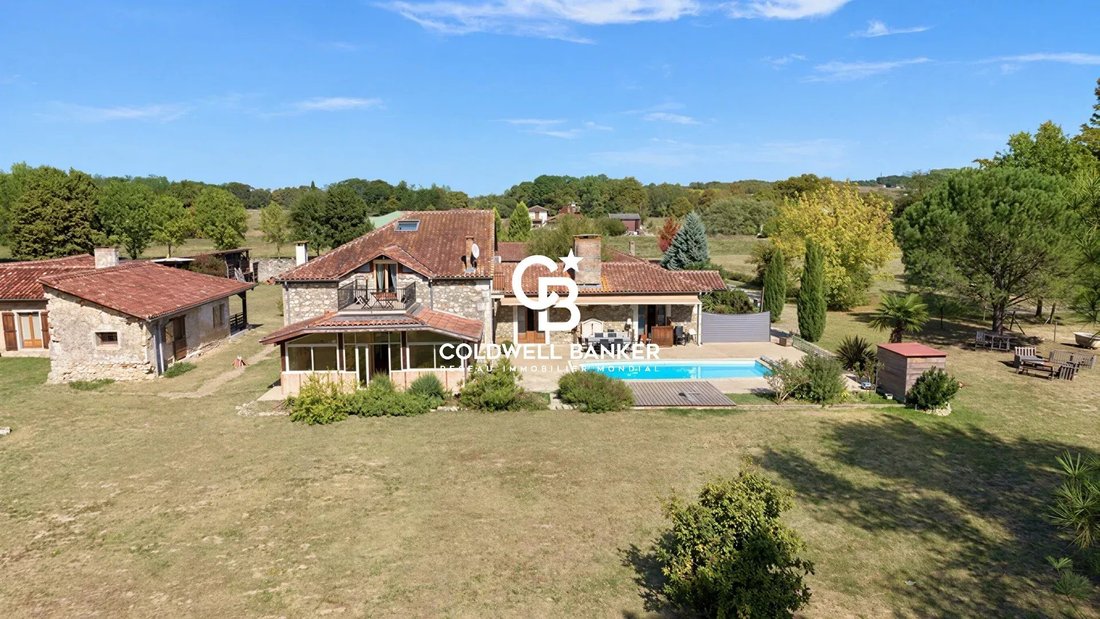 Estate in Tercis-les-Bains, Nouvelle-Aquitaine, France 1 - 18999089