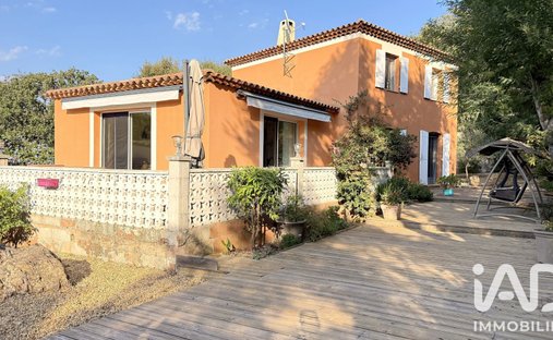 Maison à Le Fort, Six-Fours-les-Plages, France 1