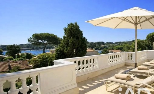 House in Fontmerle, Antibes, France 1