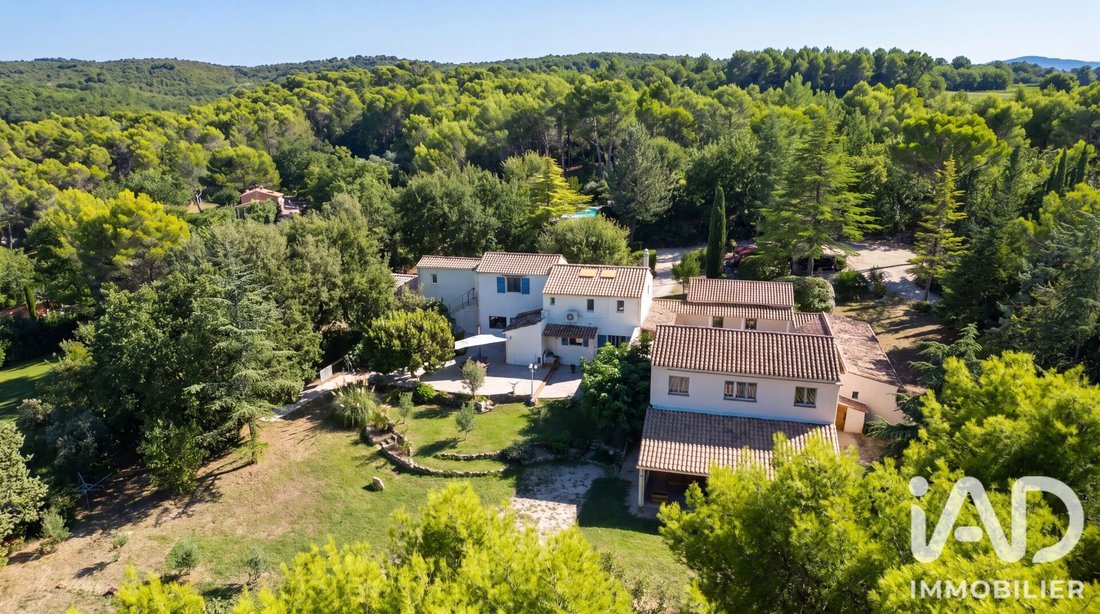 House in Apt, Provence-Alpes-Côte d'Azur, France 4 - 18999903