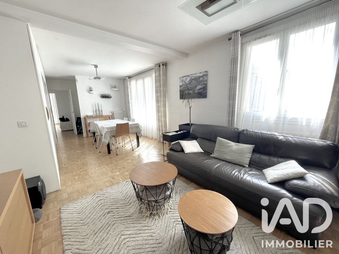 Apartment in Saint Lambert, Paris 15e Arrondissement, Paris 1 - 18999935