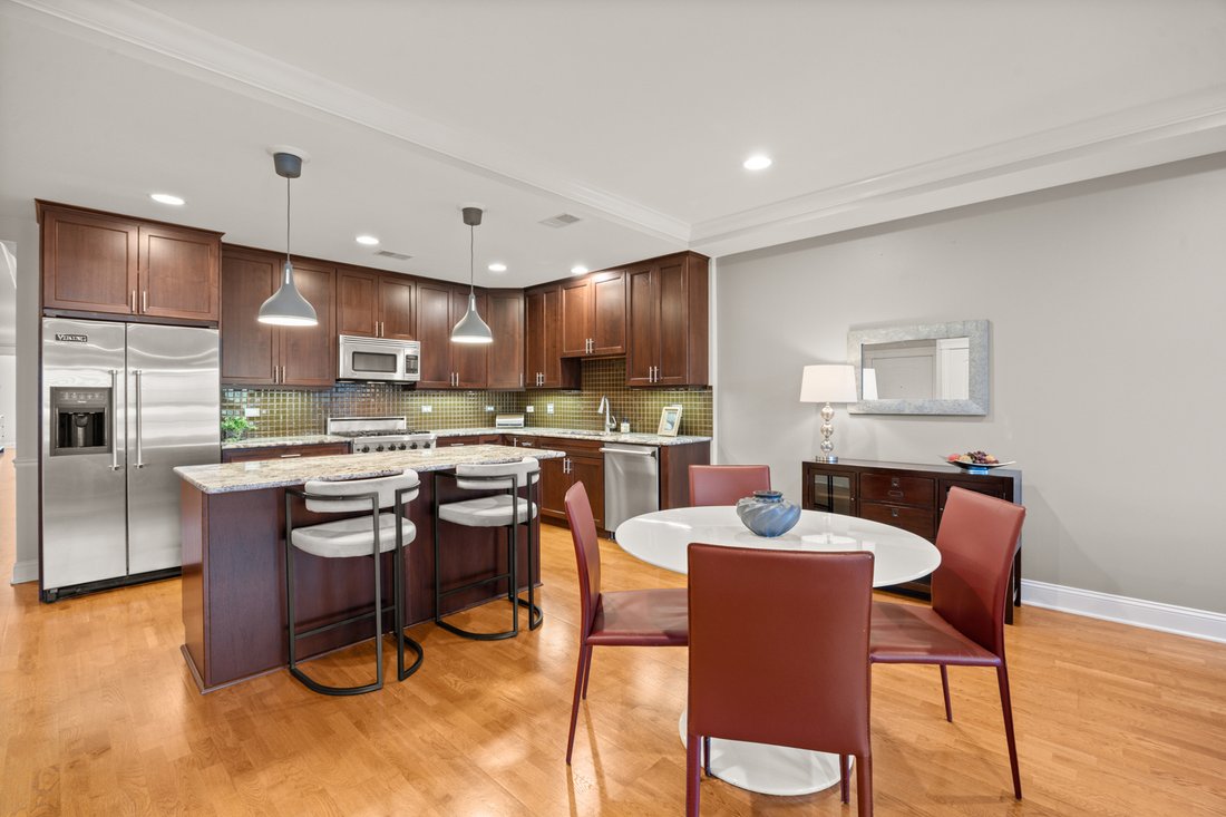 Condo in Chicago, Illinois, United States 5 - 18999561