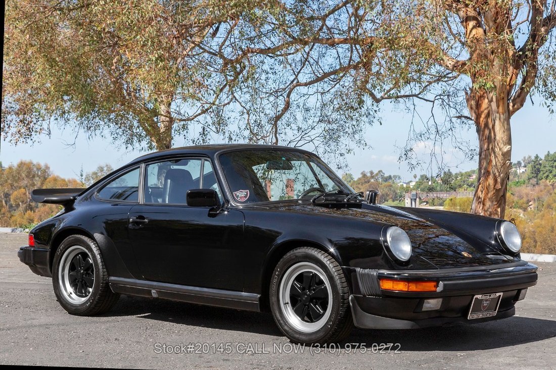 Porsche Carrera in Los Angeles, CA 3 - 18999090