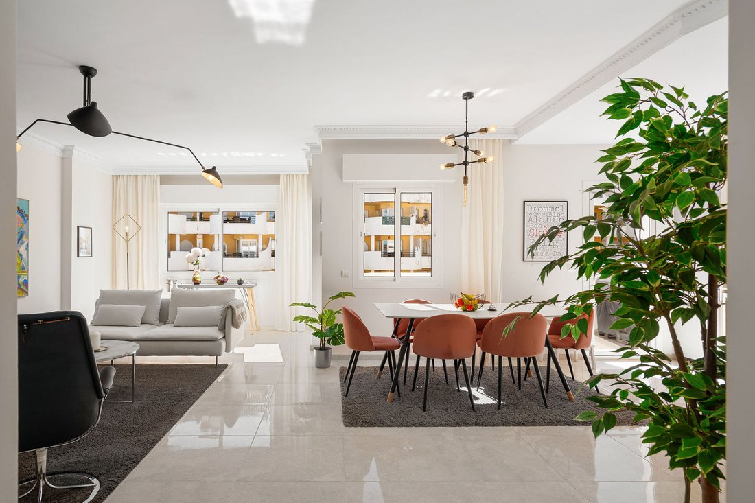 Penthouse in Nueva Andalucia, Marbella, Spain 4 - 18999384