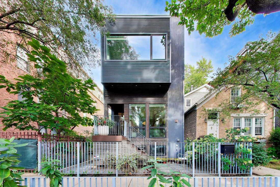 House in Chicago, Illinois, United States 1 - 18999574