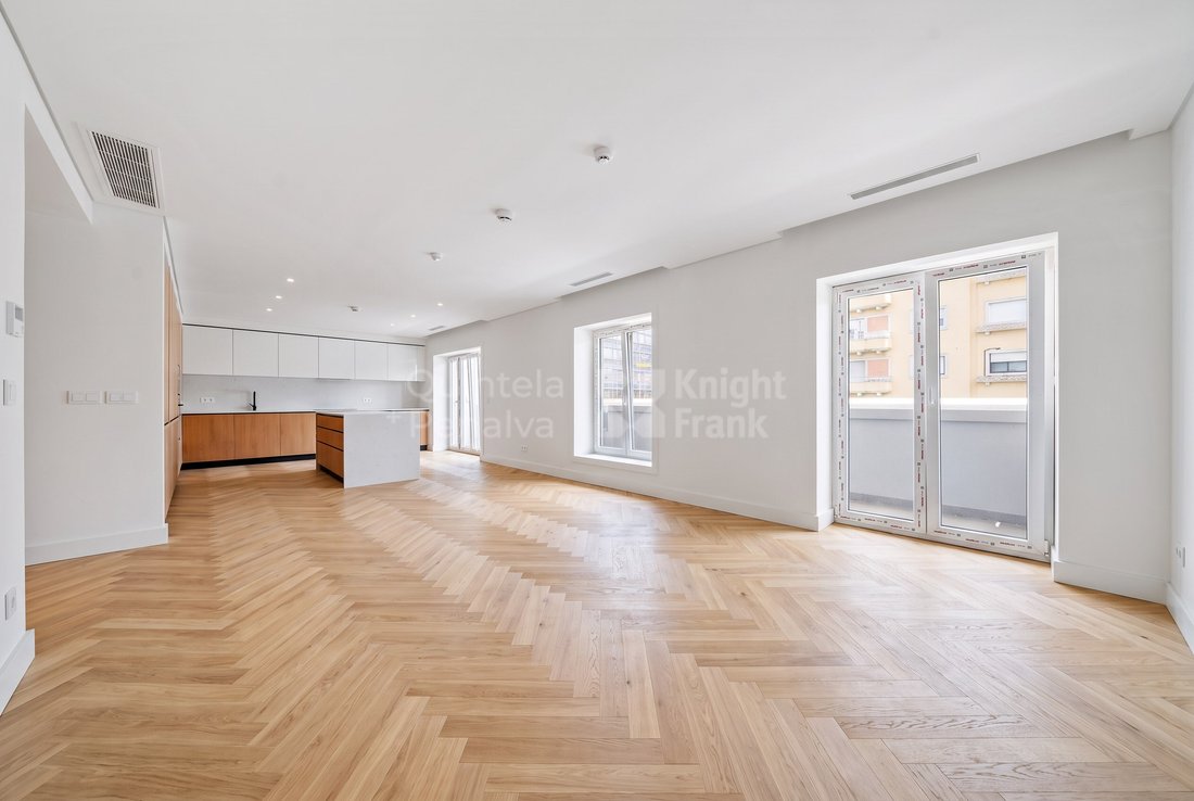 Apartment in Avenidas Novas, Lisbon, Portugal 2 - 18999379