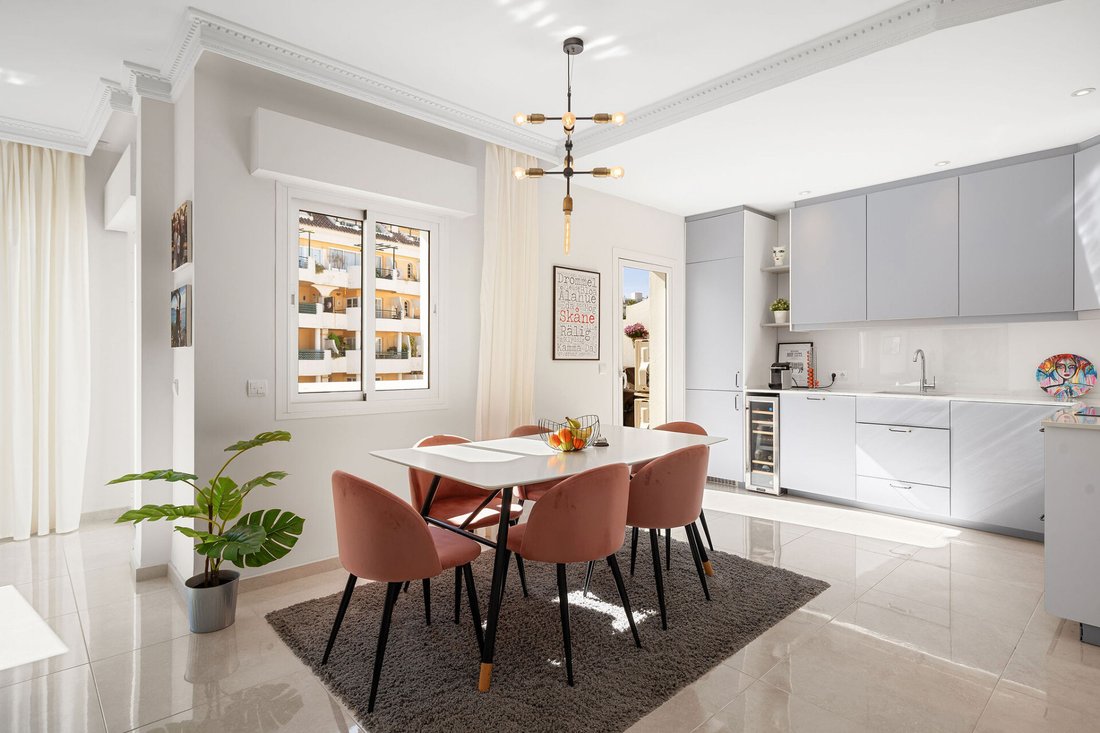 Penthouse in Nueva Andalucia, Marbella, Spain 5 - 18999384