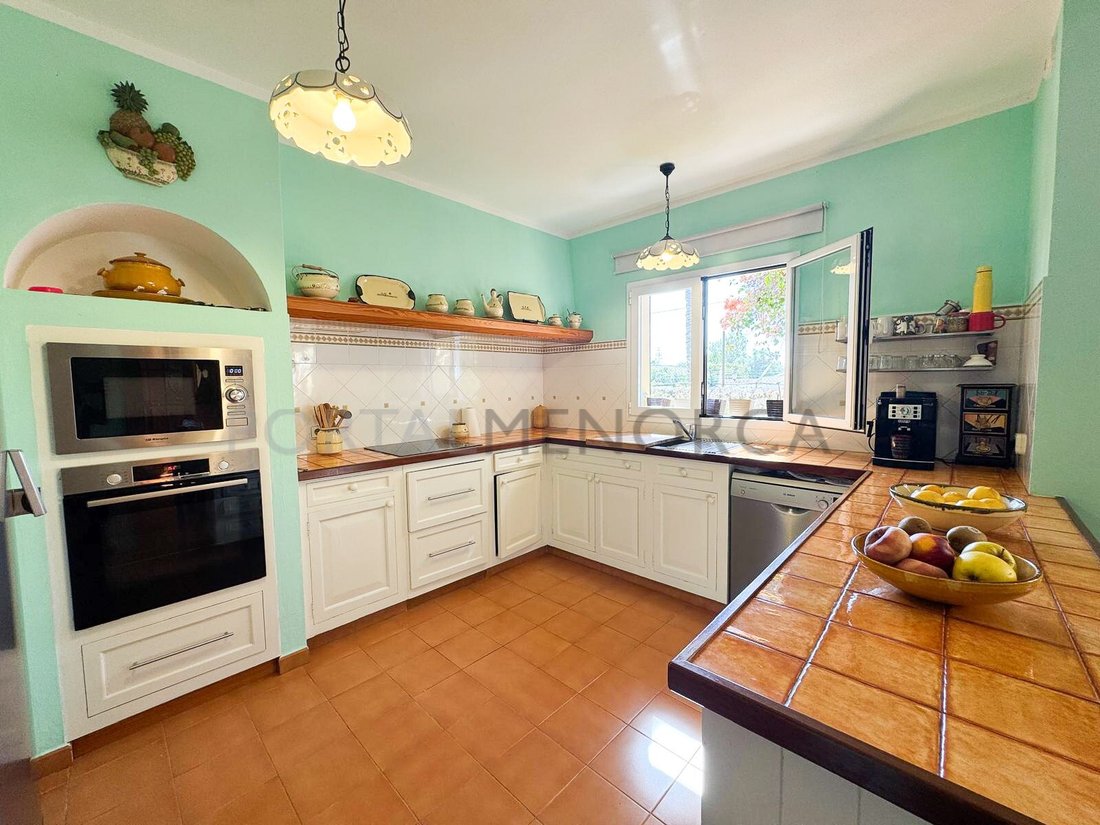 Chalet in es Castell, Balearic Islands, Spain 3 - 18999363
