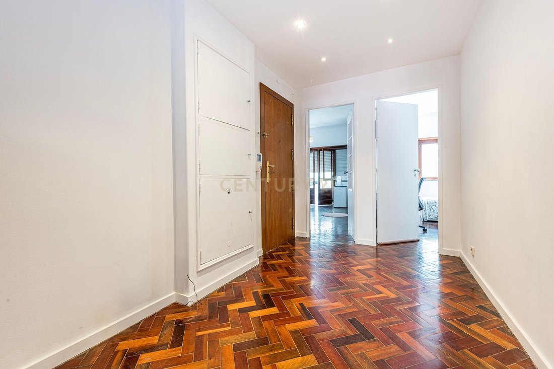 Apartment in Benfica, Lisbon, Portugal 2 - 18999145
