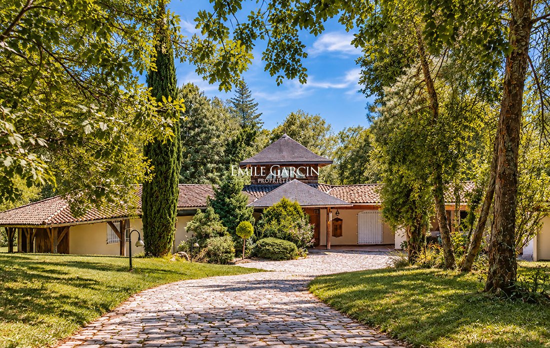Villa à Sallebœuf, Nouvelle-Aquitaine, France 3 - 18944387