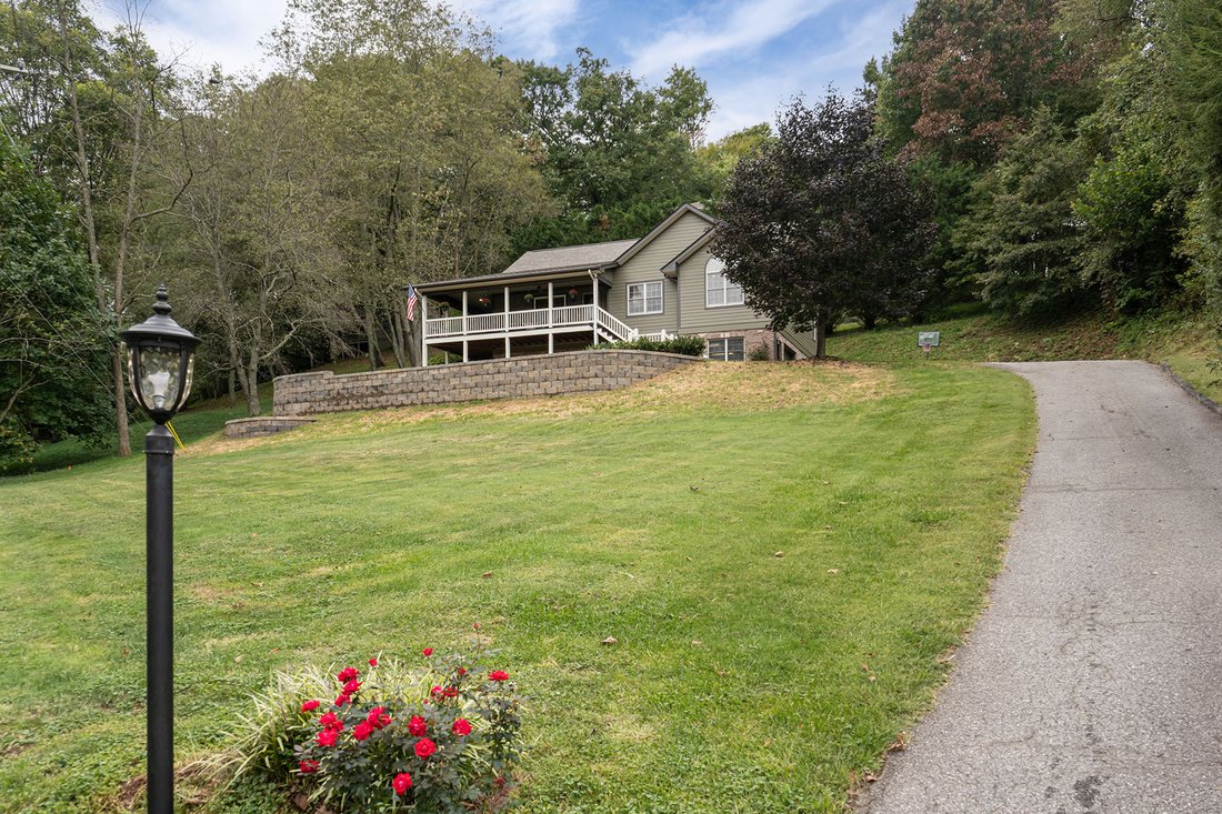 House in Waynesville, North Carolina, United States 2 - 18999643