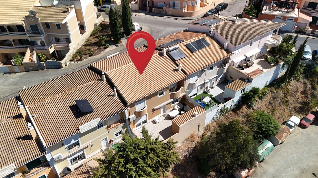 Villa in Odiaxere, Algarve, Portugal 1 - 18999172
