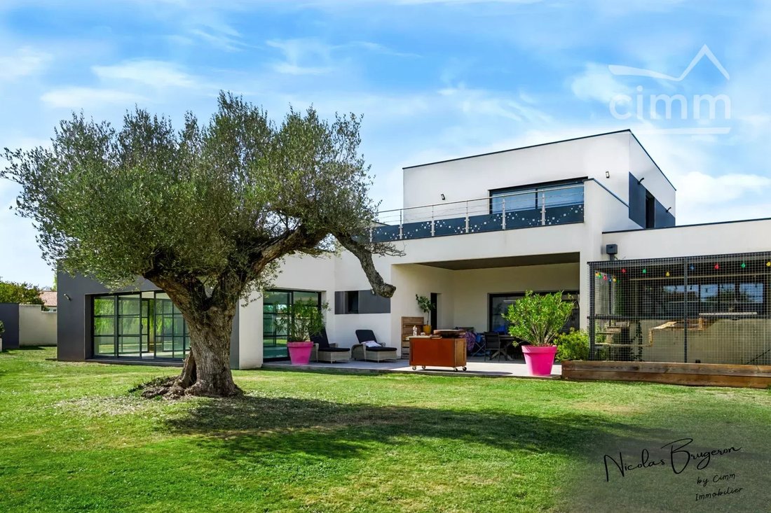 House in Nieulle-sur-Seudre, Nouvelle-Aquitaine, France 1 - 18999250