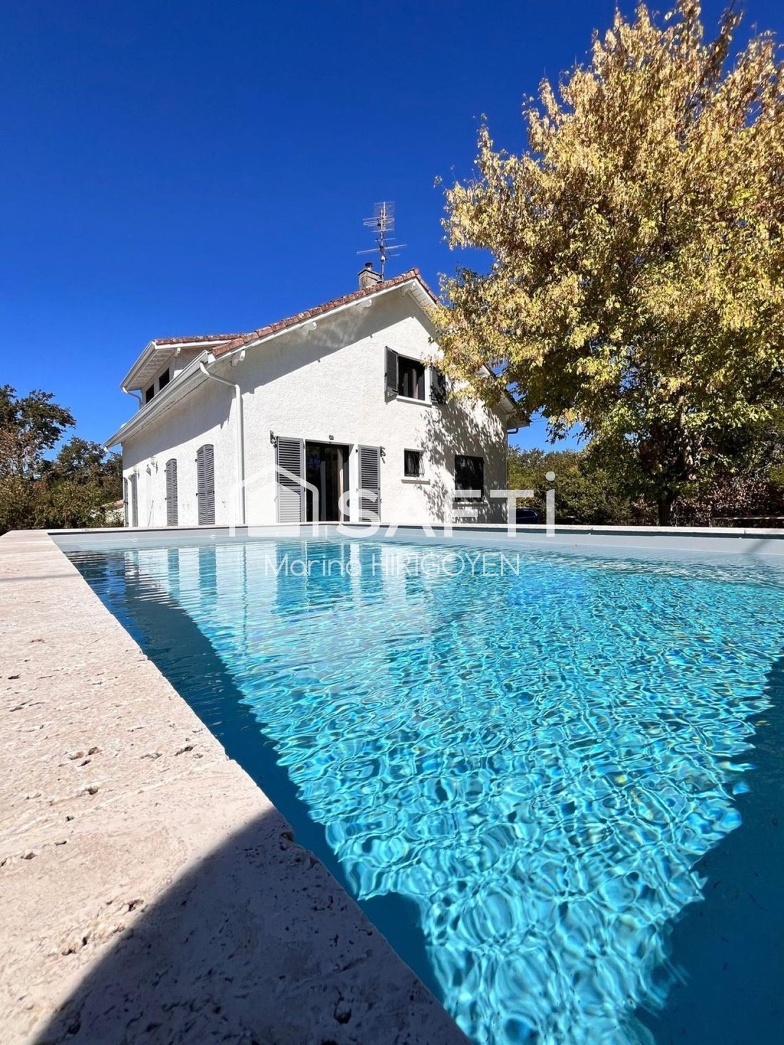 House in Saint-Morillon, Nouvelle-Aquitaine, France 1 - 18999728