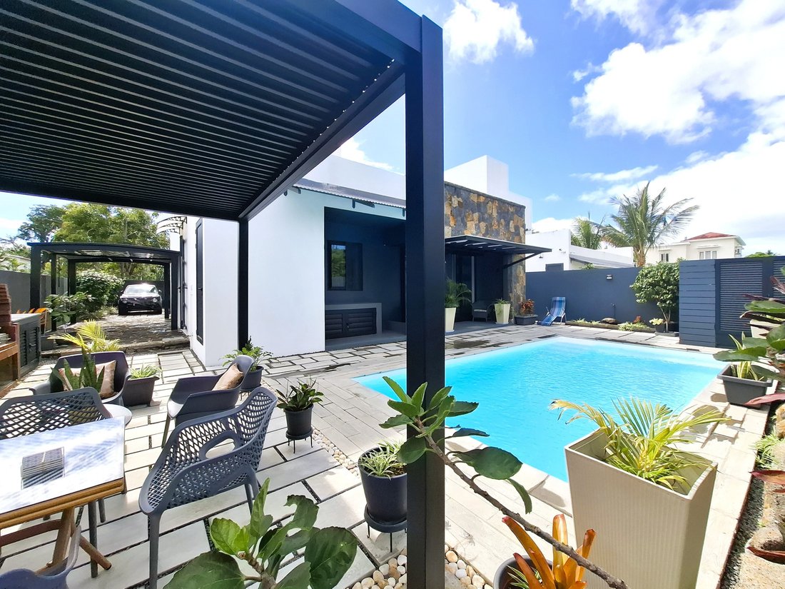 Villa in Calodyne, Rivière du Rempart District, Mauritius 1 - 18999622
