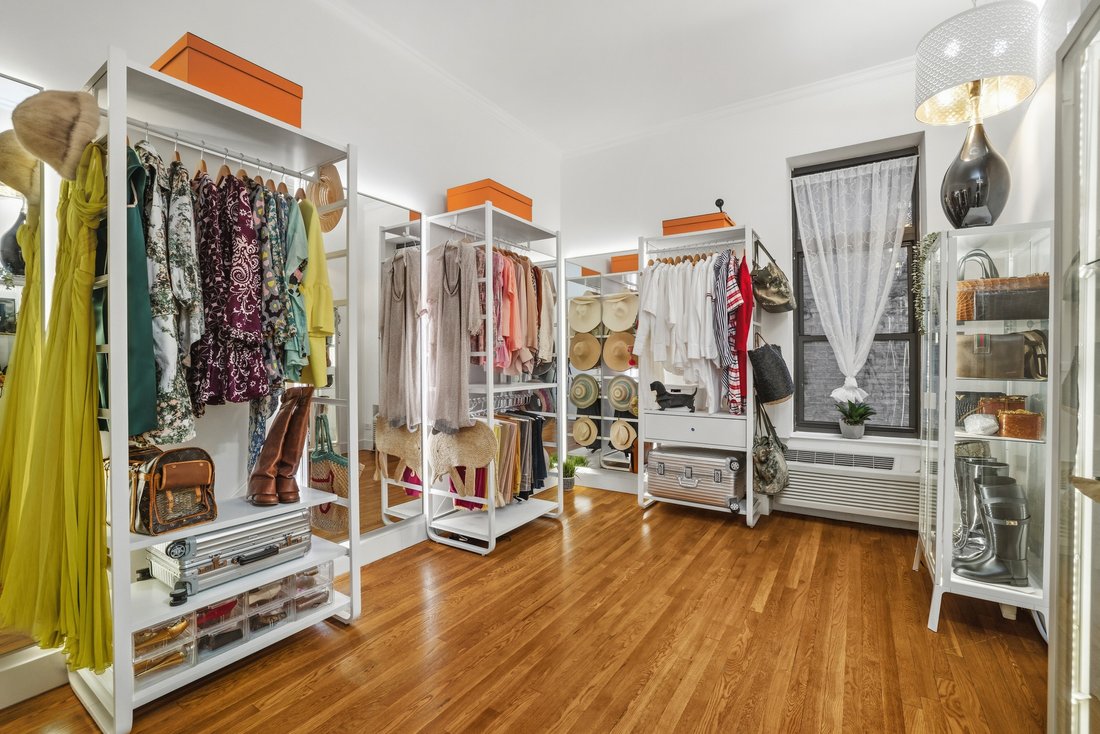 Co Op in New York, New York, United States 4 - 18999585