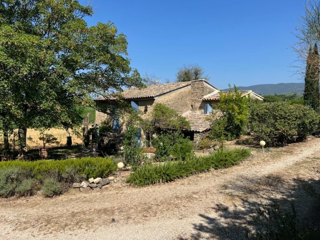 House in Cucuron, Provence-Alpes-Côte d'Azur, France 1 - 18566722
