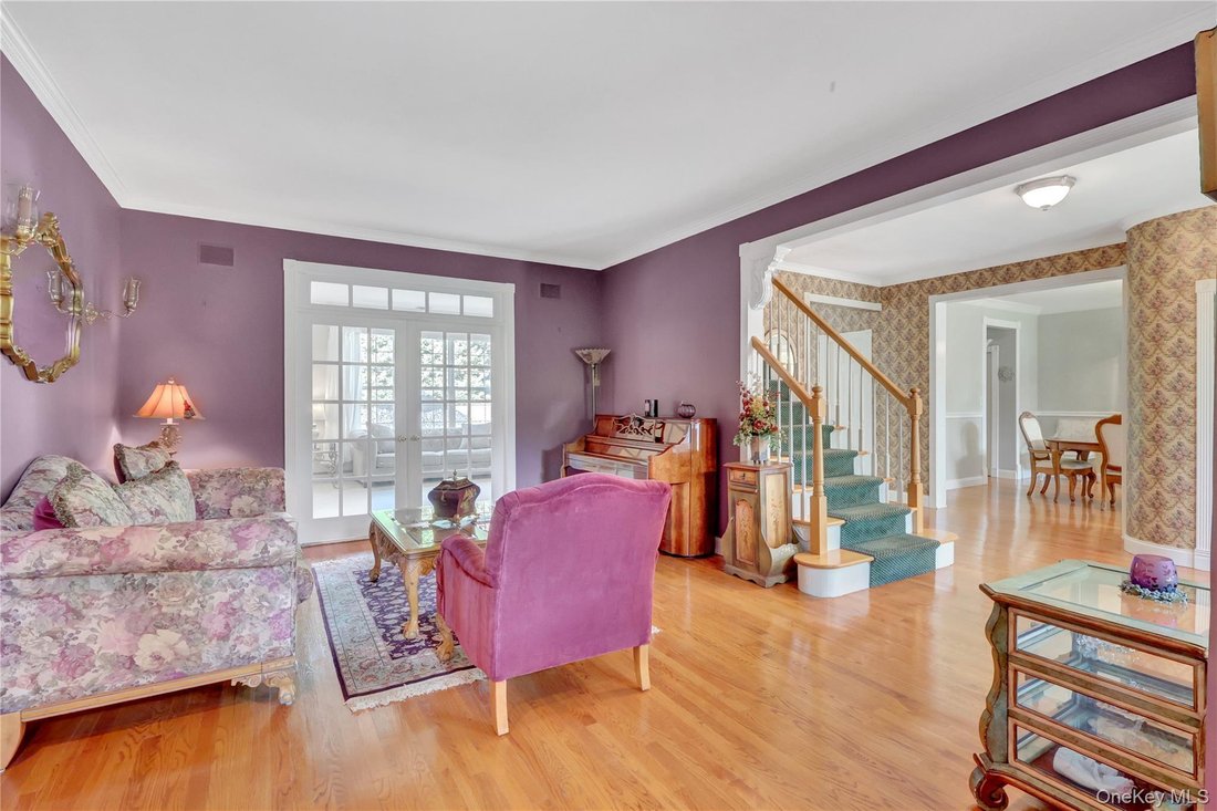 House in Saint James, New York, United States 5 - 18999438