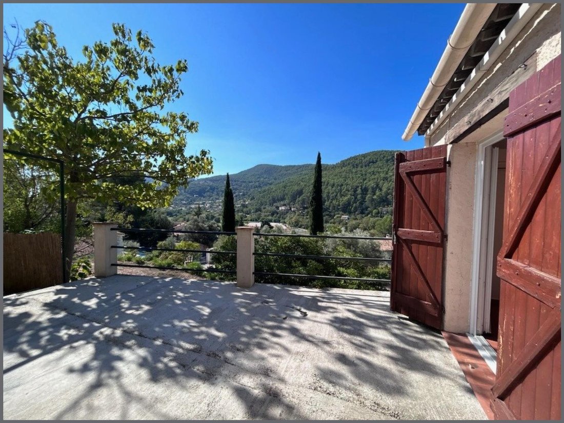 House in Solliès-Toucas, Provence-Alpes-Côte d'Azur, France 5 - 18999699