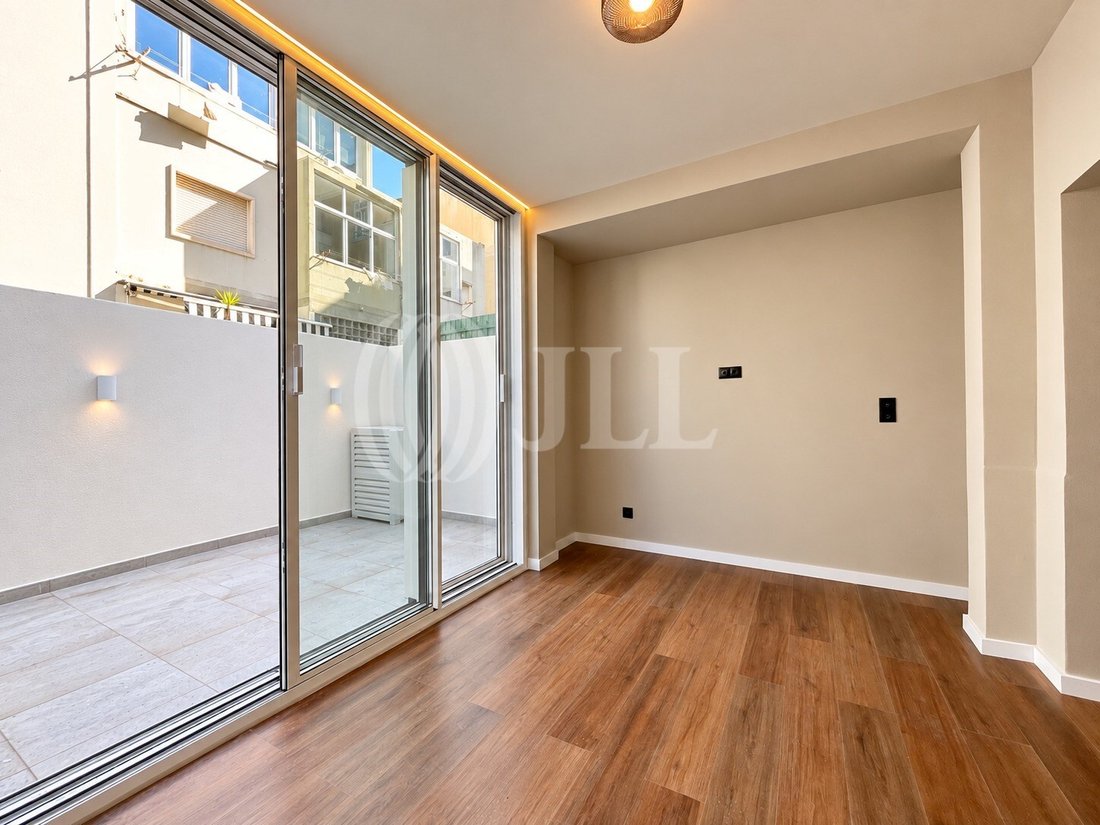 Apartment in Sao Vicente, Lisbon, Portugal 5 - 18999291