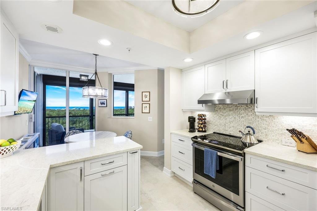 Condo in Naples, Florida, United States 3 - 18999611