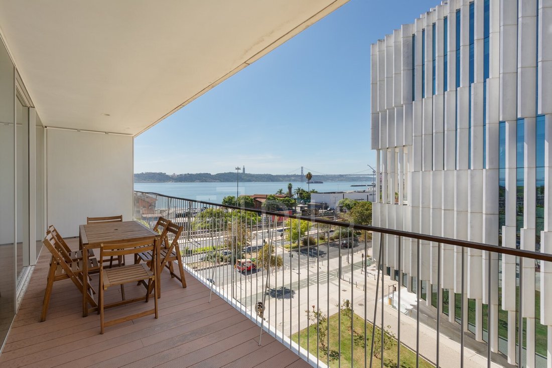 Apartment in Misericordia, Lisbon, Portugal 1 - 18999373