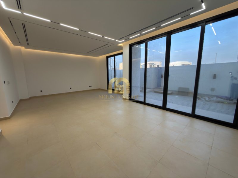 Villa in Al Ruwaidat Suburb, Sharjah, United Arab Emirates 3 - 18999238