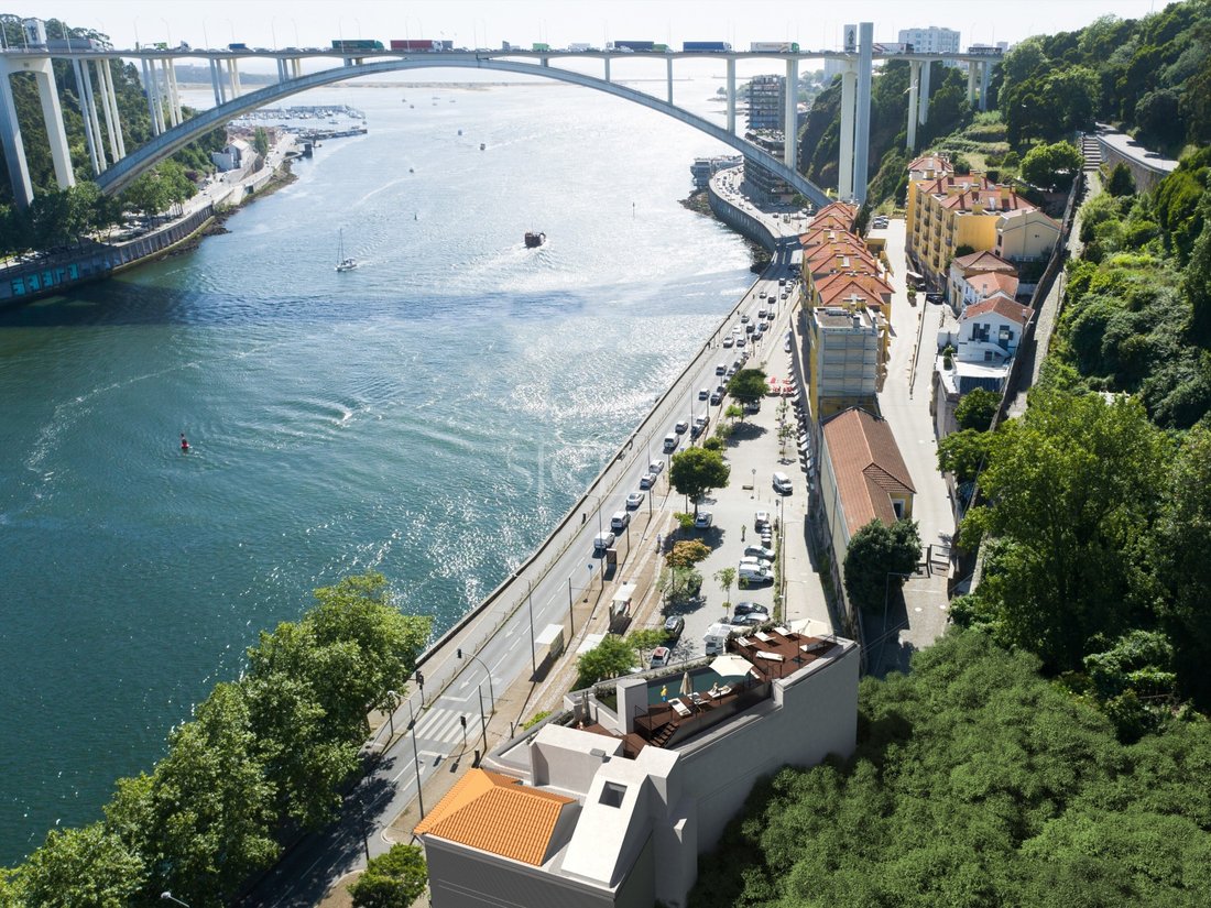 Apartment in Lordelo do Ouro e Massarelos, Porto District, Portugal 3 - 18999334
