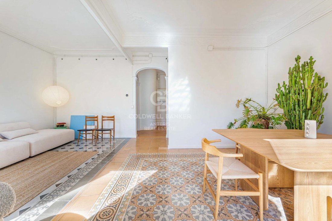 Apartment in Eixample, Barcelona, Spain 5 - 18999293