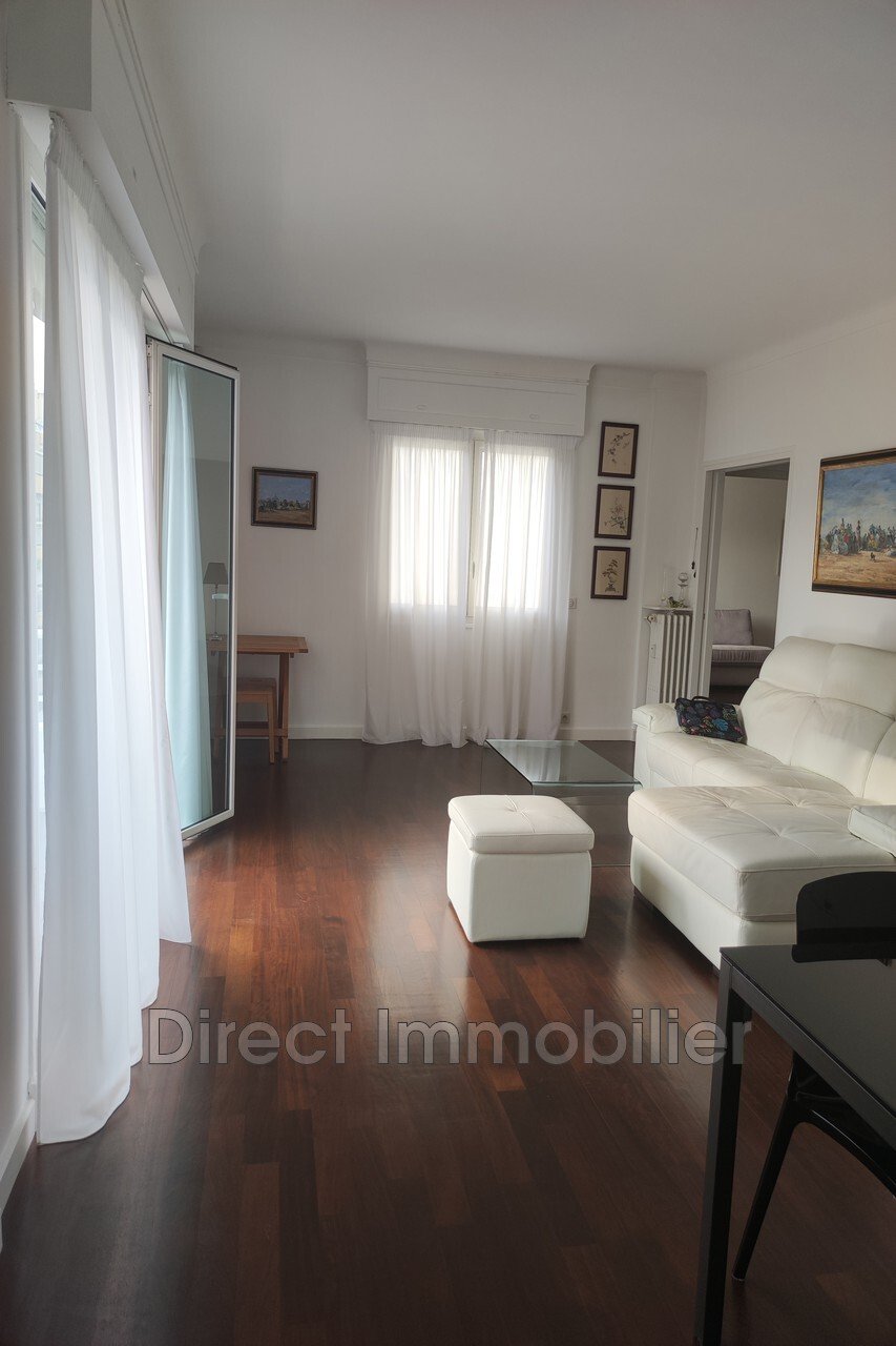Wohnung in De-Gaulle-Platz, Antibes, Frankreich 1 - 15566628