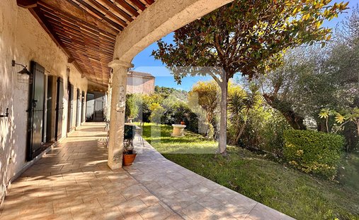 Villa in Cannes, Provence-Alpes-Côte d'Azur, France 1