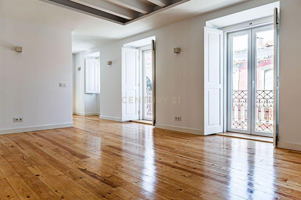 Apartment in Mina de Agua, Lisbon, Portugal 1 - 18999100