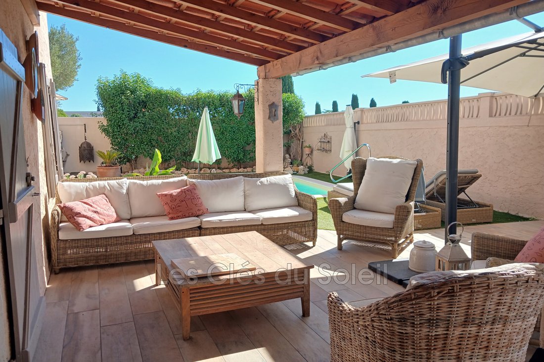 Villa in Valette Nord, La Valette-du-Var, France 3 - 18999042