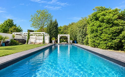 Villa in La Castagne-La Ferrade, Begles, France 1