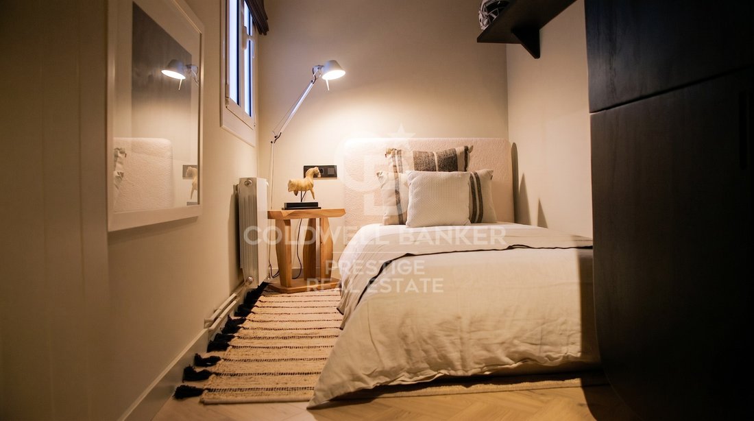Apartment in Ciutat Vella, Barcelona, Spain 5 - 18999357
