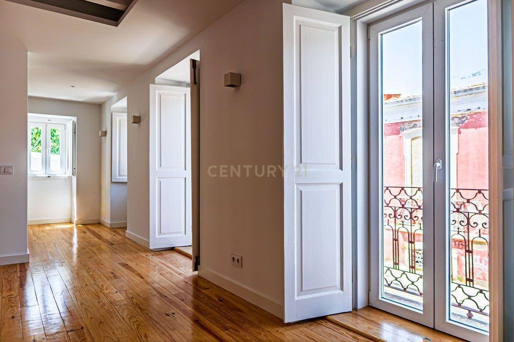Apartment in Mina de Agua, Lisbon, Portugal 5 - 18999100