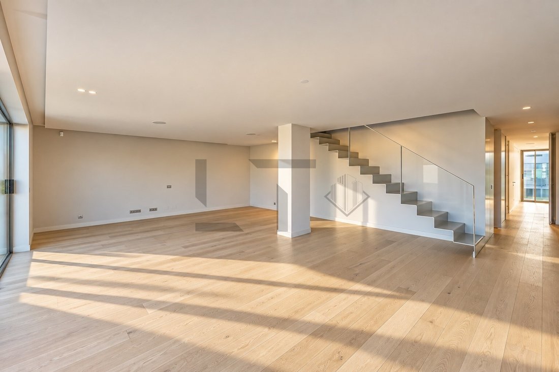 Penthouse in Avenidas Novas, Lisbon, Portugal 4 - 18516176