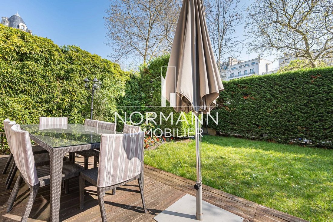 Apartment in Bois de Boulogne, Paris 16e Arrondissement, Paris 1 - 18793366