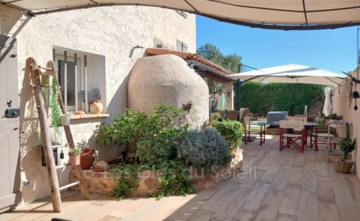 Villa in Valette Nord, La Valette-du-Var, France 1