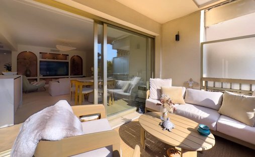 Apartment in Place de Gaulle, Antibes, France 1