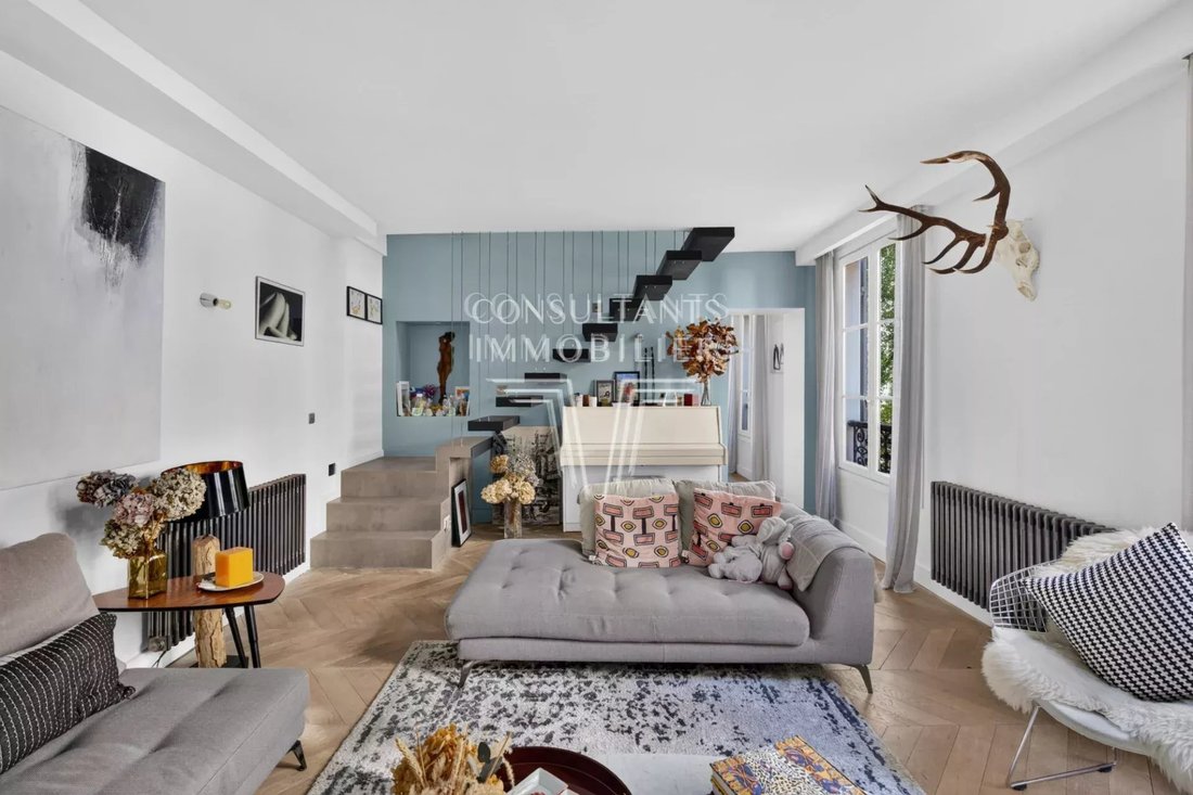 Apartment in Batignolles-Cardinet, Paris 17e Arrondissement, Paris 4 - 18999078
