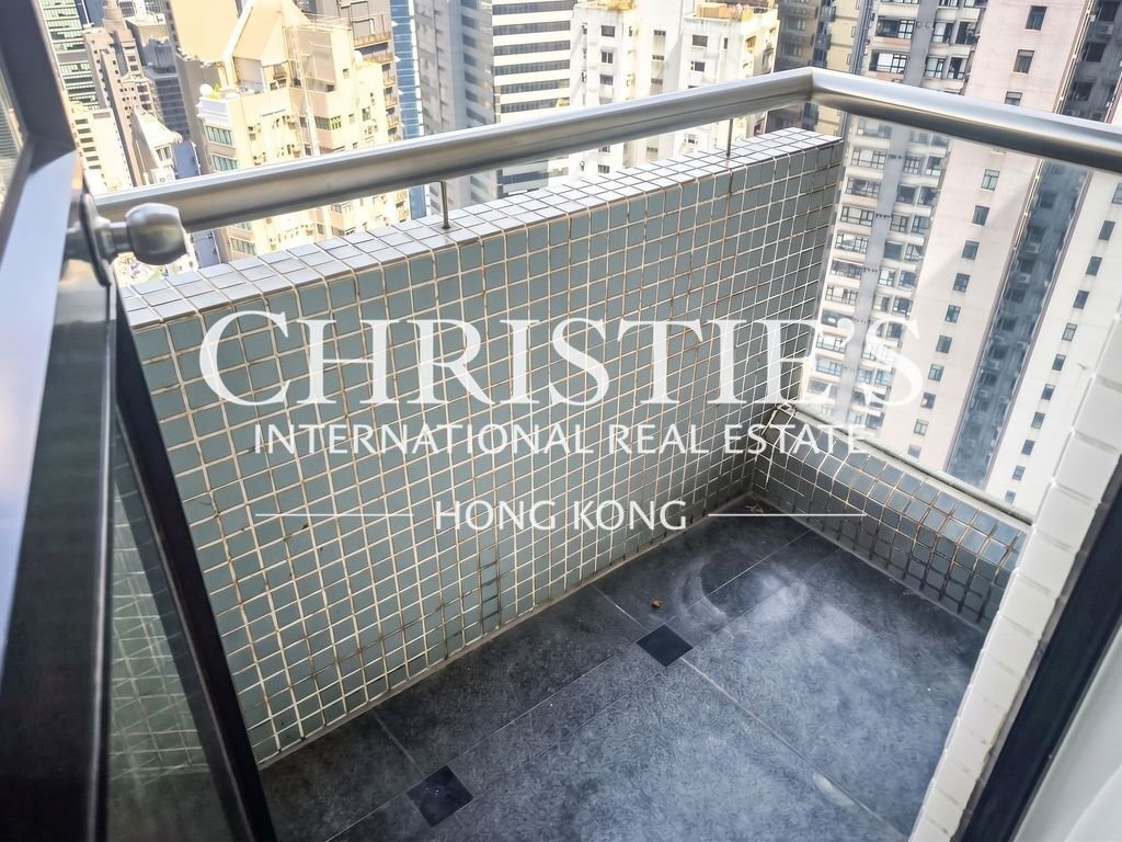 Apartment in Hong Kong, Hong Kong 2 - 18999658